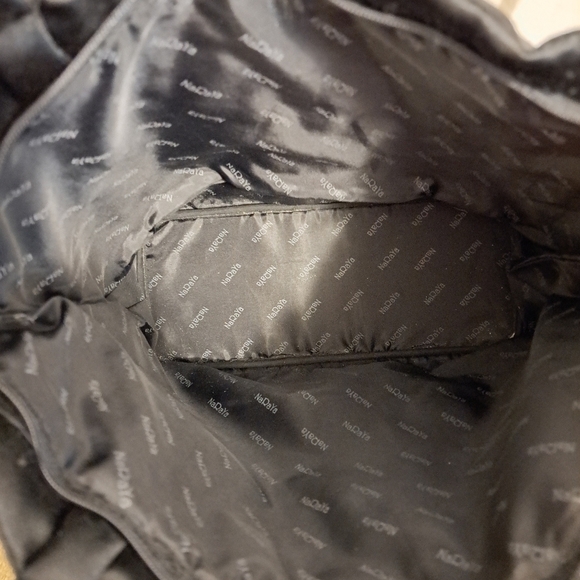 NWOT NaDaYa Black Satin Quilted Floral Bordered Tote/Bag - Picture 7 of 9